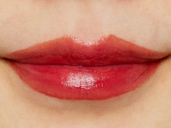 kiss(キス)『ヴェールリッチルージュ マット 55 Brick Red』の使用感をレポ!に関する画像5