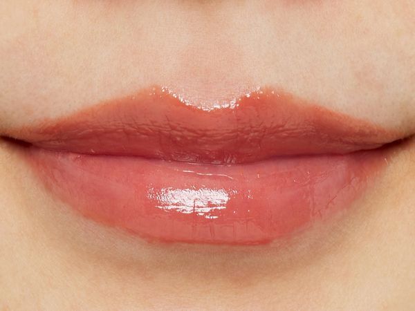 kiss(キス)『ヴェールリッチルージュ グロウ 04 Rose Nougat』の使用感をレポ!に関する画像5