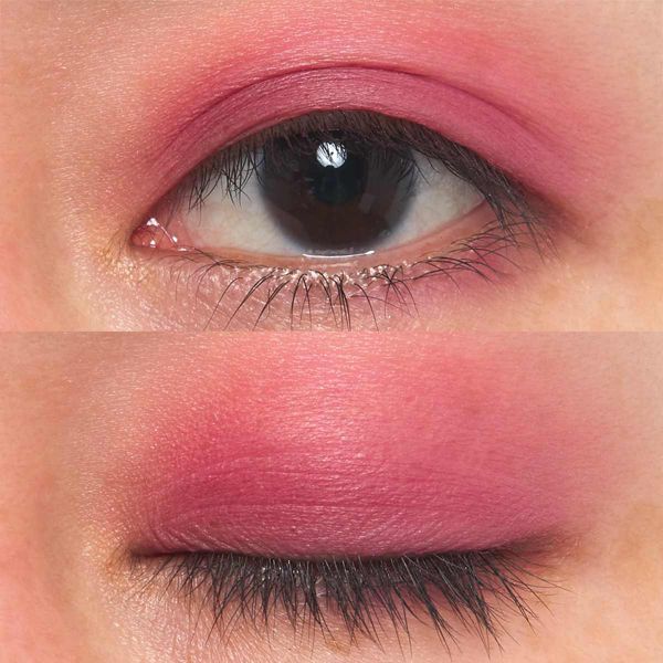マットな色と質感が魅力のRIMMEL(リンメル)『プリズム パウダーアイカラー 018 ワインレッド』をレポ!に関する画像9