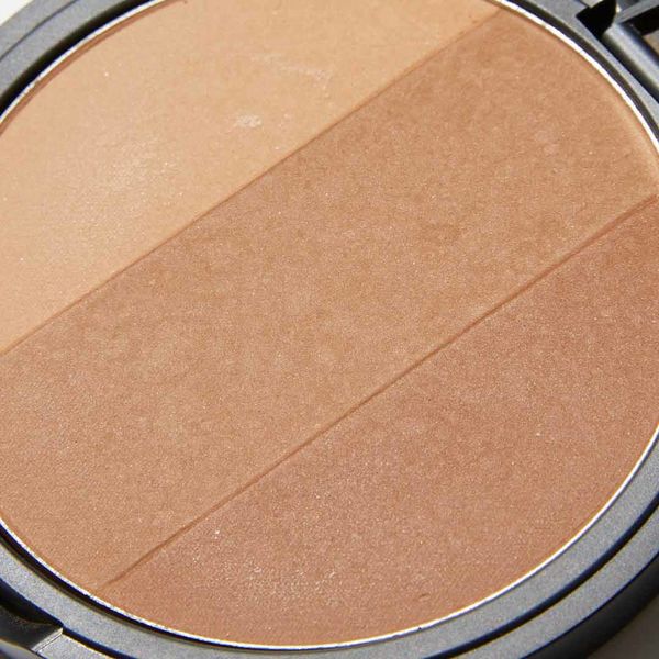 定番シェーディングで顔立ちキリッと立体感アップに関する画像4