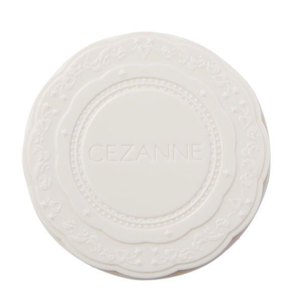 CEZANNE(セザンヌ)『UVシルクカバーパウダー 02 ナチュラル』の使用感をレポに関する画像1
