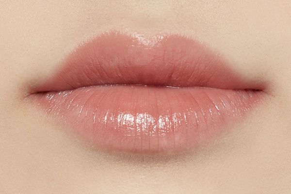 高保湿なのにしっかり色づく!オーガニックの薬用リップに関する画像10