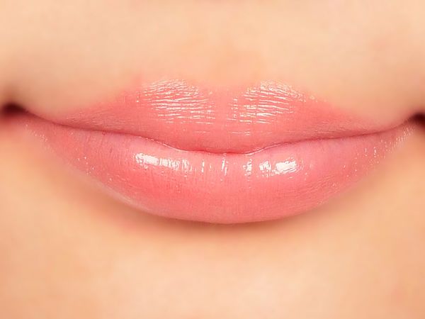 肌馴染み抜群のベージュカラーで女らしさを演出!に関する画像13
