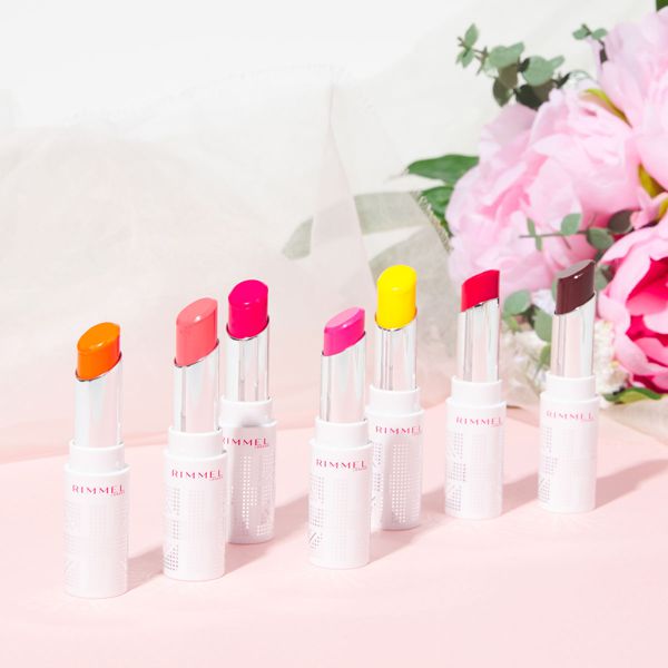 爽やかなカラーのRIMMEL(リンメル)『ラスティングフィニッシュ ティントリップ 009 肌なじみのよいレモンイエロー』をご紹介に関する画像1