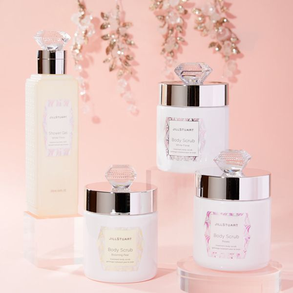 JILLSTUART(ジルスチュアート)の『シャワージェル <ホワイトフローラル>』をレポ!に関する画像1