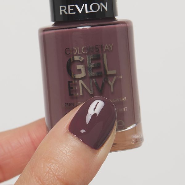 REVLON(レブロン)『カラーステイ ジェル エンビー ロングウェア ネイル エナメル N 069 ストーン コールド』の使用感をレポ!に関する画像6