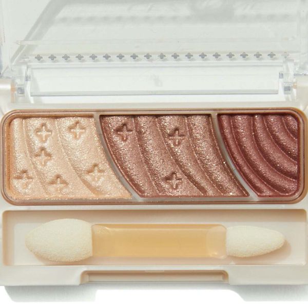 絶妙くすみカラー!レッドブラウンが上品なトーンアップアイシャドウに関する画像7