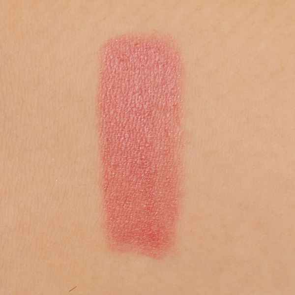 大人気!ちふれ『口紅 517 レッド系パール』の使用感をレポに関する画像12