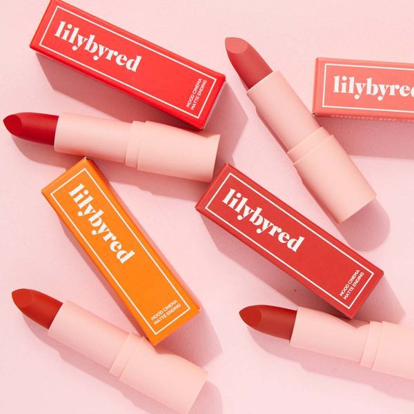 ひと塗りでぴたりと密着♡ lilybyred(リリーバイレッド)から登場した、初セミマットリップ 『#01 レッドアクション』をご紹介に関する画像1