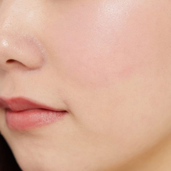 2つの血色カラーとハイライトがグラデーションに!? ピュアで華やかな印象にしてくれる『AB01 ピーチ&ピーチ』をご紹介に関する画像33