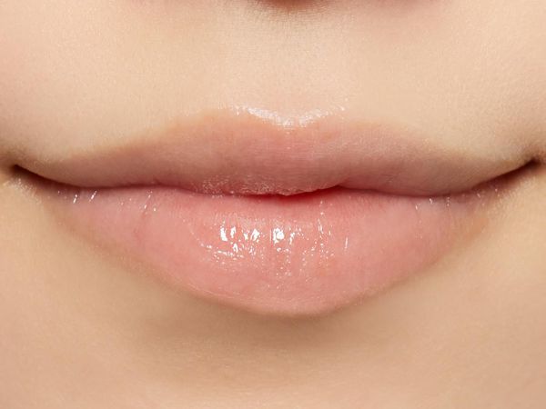 保湿も叶えるツヤ感リップ!VTのグロリアリップカラー『04マンダリナ』をご紹介に関する画像20