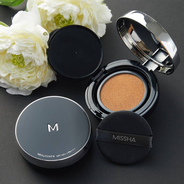 日本限定発売♡あのMISSHA(ミシャ )から発売の『クッションファンデーション ネオカバー 21 明るい肌色』についてご紹介!に関する画像1