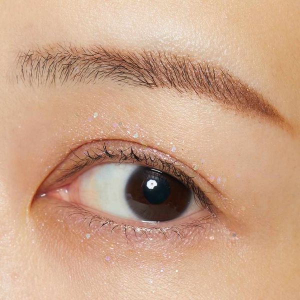 メイクの主役でつかってほしい! lilybyredの『グリッターゾーン サンダー』をレポに関する画像8