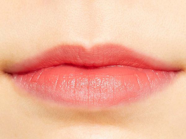 ブルべさん必見の『キス クラウド ブロッテッド リップ カラー 001 ピンカリシャス』をご紹介!に関する画像4