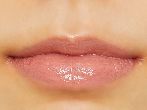 和菓子がテーマの新色!リンメル『ラスティングフィニッシュオイルティントリップ 009 ほうじ茶プリンのようなスカーレットベージュ』を徹底レポに関する画像7