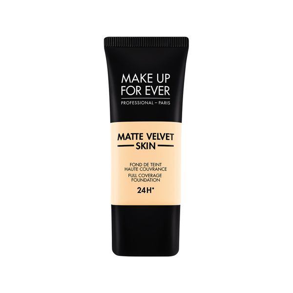 プロ級のマット肌に仕上げてくれるMAKE UP FOR EVER(メイクアップフォーエバー)『マットベルベットスキン リキッド Y215 イエローアラバスター』の使用感をレポに関する画像1