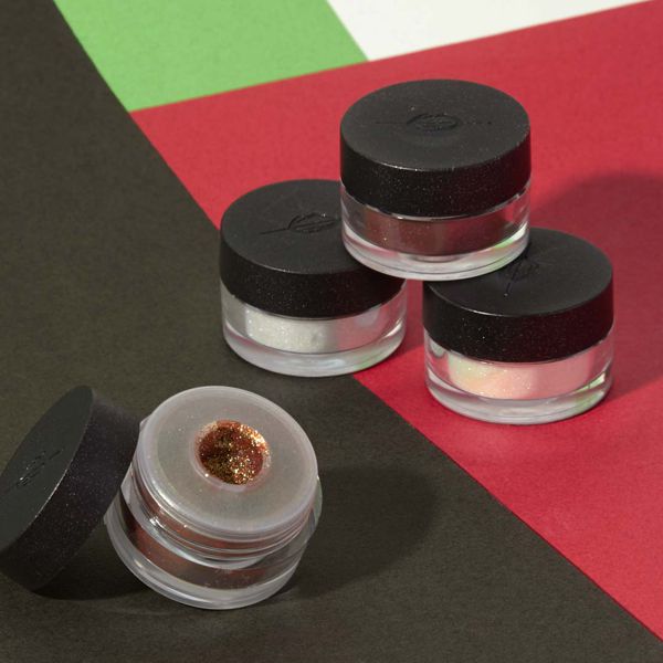MAKE UP FOR EVER(メイクアップフォーエバー)『スターリットダイアモンドパウダー 104 ブルーホワイト』の使用感をレポに関する画像1