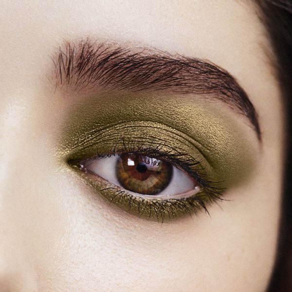 MAKE UP FOR EVER(メイクアップフォーエバー)『アクアレジスト スモーキーシャドウ 04 ジャングル』の使用感をレポに関する画像8