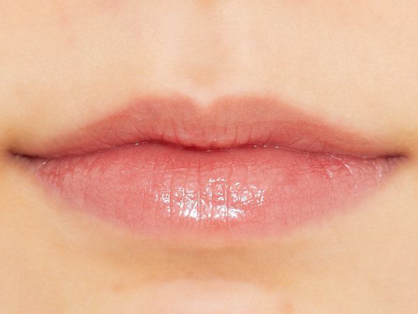 Melvita(メルヴィータ)『リップオイル ピンク』の使用感をレポに関する画像8