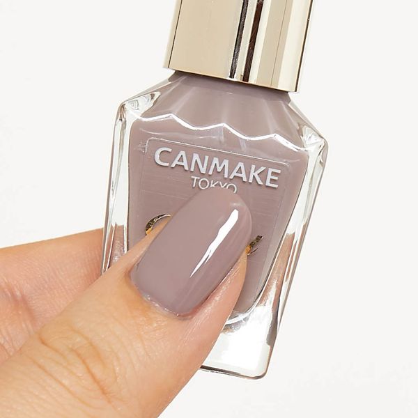CANMAKE(キャンメイク)『カラフルネイルズ N44 シックグレー』の使用感をレポに関する画像4