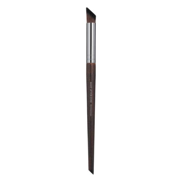 MAKE UP FOR EVER(メイクアップフォーエバー)『 アングルドシェーダーブラシ 234』の使用感をレポ!に関する画像1