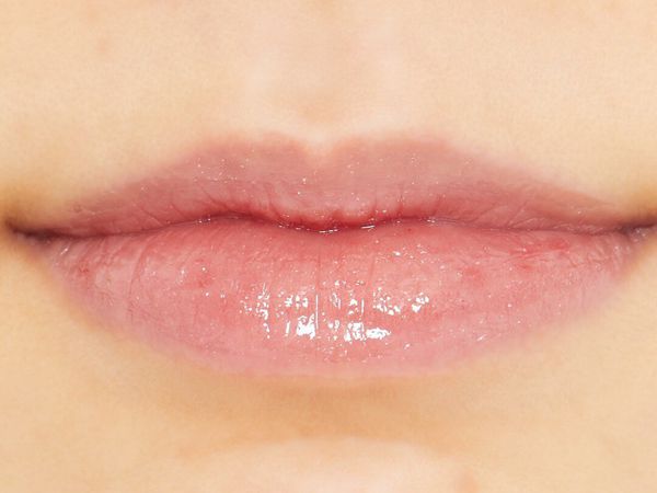RIMMEL(リンメル)『オーマイグロス 015 トワイライトパープル』の使用感をレポに関する画像7