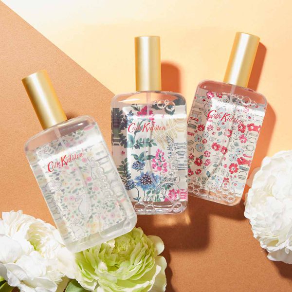 Cath Kidston(キャス・キッドソン)『ボディミスト マンダリン&ピオニーの香り ドゥルウィッチディッツィ』の使用感をレポ!に関する画像1