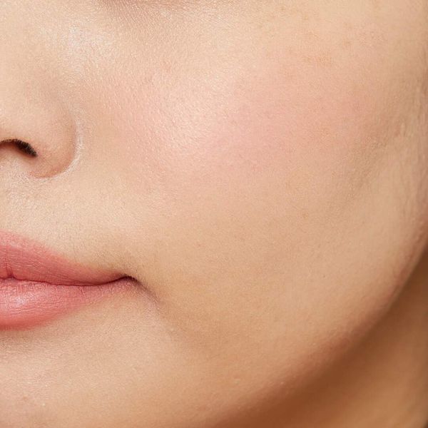 ilybyred(リリーバイレッド)『ラブビームチーク 01 LOVABLE CORAL』の使用感をレポに関する画像8