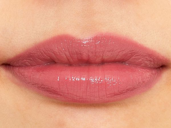Peach C(ピーチ シー)『フォーシーズン MLBB リップスティック 04 クリスマスローズ』の使用感をレポ!に関する画像8