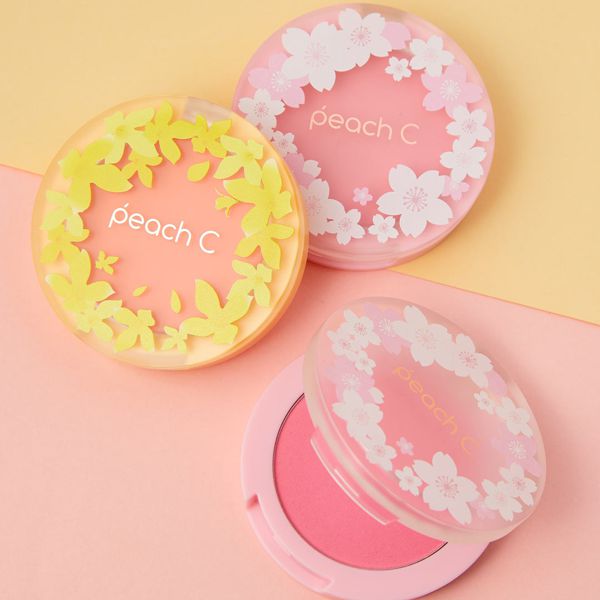 Peach C(ピーチシー)『ピーチコットンブラッシャー ブロッサムエディション 03 マンダリン P チーク』をご紹介に関する画像1