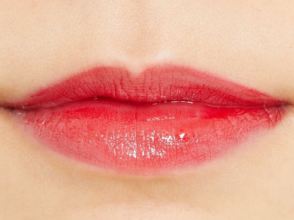 可愛いコラボパッケージのstimmung(スティモン)の『リキッド リップ グロッシー RED』のご紹介に関する画像7