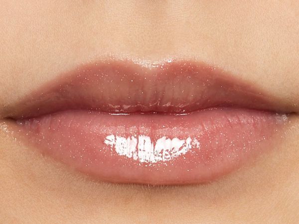 REVLON(レブロン)『スーパー ラストラス ザ グロス 246 ブリスト アウト』の使用感をレポ!に関する画像9