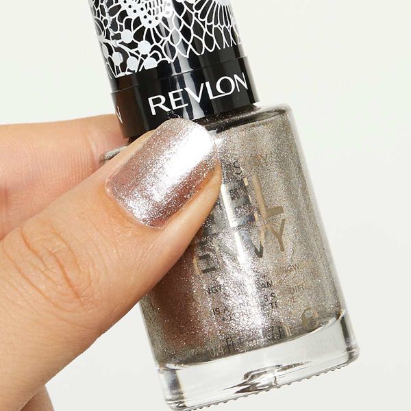 REVLON(レブロン)『カラーステイ ジェル エンビー ロングウェア ネイル エナメル N 810 シルキー ネグリジェ』の使用感をレポ!に関する画像7