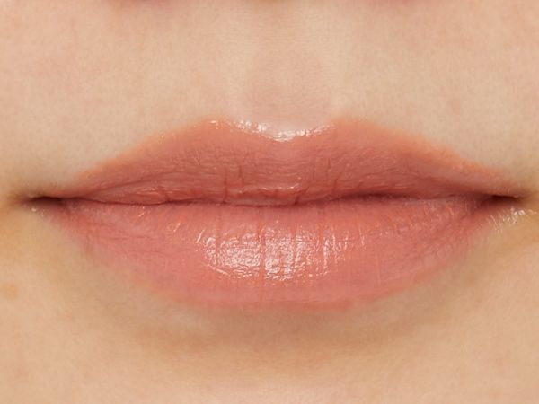 Cathy Doll(キャシードール)『ヌードマットリップスティック 01 Buddy Beige』の使用感をレポに関する画像8