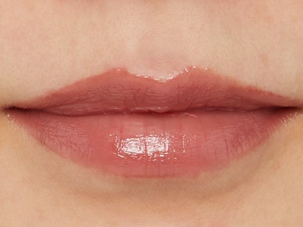 RIMMEL(リンメル)『ラスティングフィニッシュ クリーミィ リップ 020 レディッシュモカ』の使用感をレポに関する画像8
