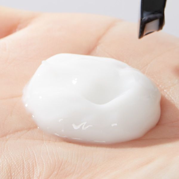 AHALO BUTTER(アハロバター)『モイスト&リペア ヘアトリートメント』の使用感をレポに関する画像7