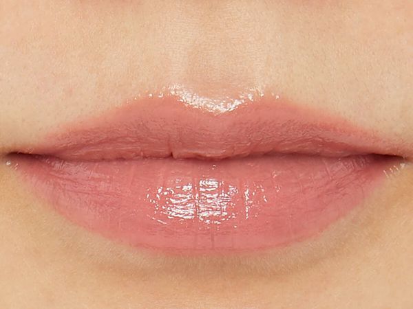 RIMMEL(リンメル)『ラスティングフィニッシュオイルティントリップ 011 アンスリウムのようなミルキーピンク』の使用感をレポに関する画像7