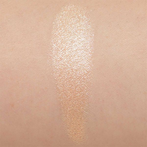 和粧『麻雀アイシャドウ 菊』の使用感をレポに関する画像10