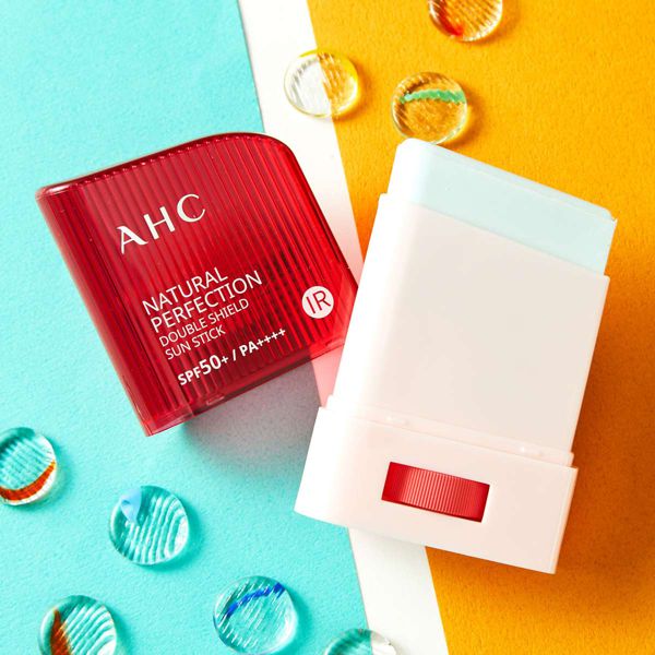 AHC (エーエイチシー)『ナチュラルパーフェクション ダブルシールド サンスティック』の使用感をレポ!に関する画像1