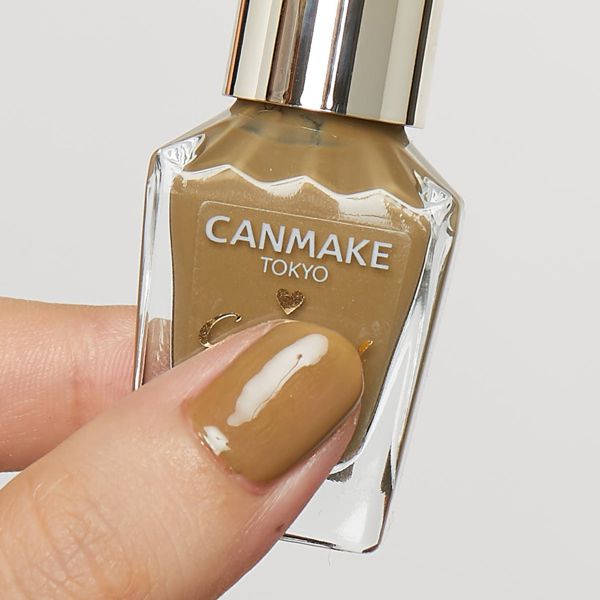 CANMAKE(キャンメイク)『カラフルネイルズ N56 オリーブグリーン【限定色】』の使用感をレポに関する画像7