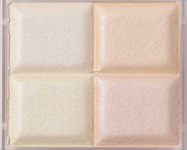セザンヌ『ミックスカラーチークN 10 ペールハイライト』の使用感をレポに関する画像7