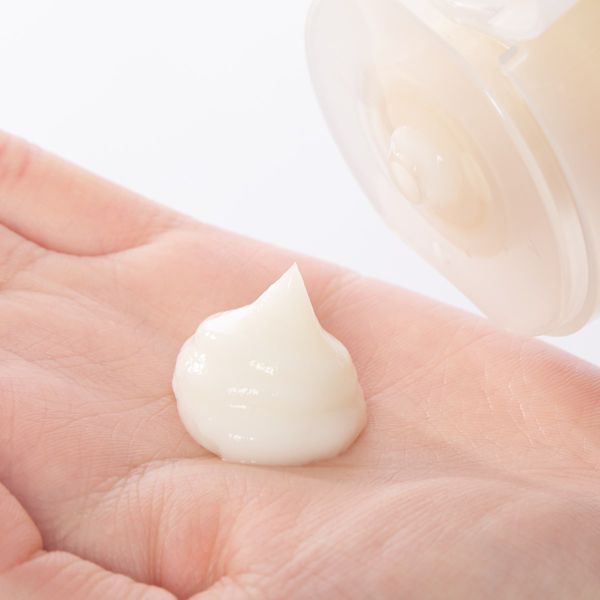 IONICO(イオニコ) 『プレミアムイオン 浸透美容液ヘアマスク』の使用感をレポに関する画像7