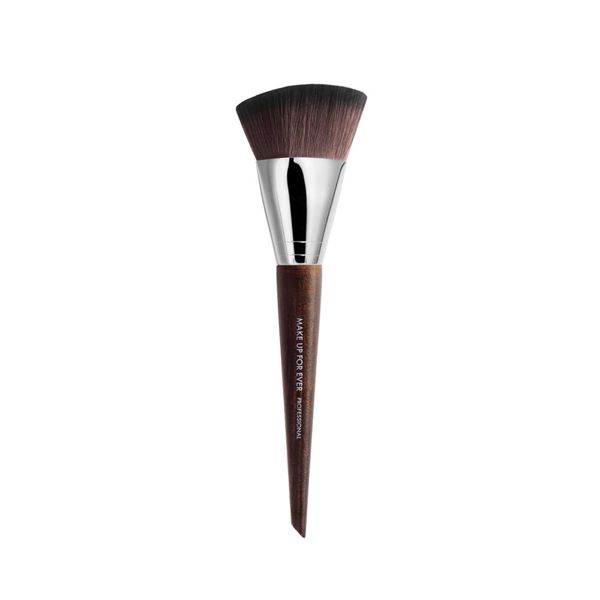 MAKE UP FOR EVER(メイクアップフォーエバー)『ファンデーションブラシ109』の使用感をレポに関する画像1