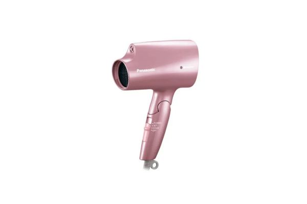 なめらかな指通りを演出!Panasonic『ヘアードライヤー ナノケア EH-NA2G-PP ペールピンク』をレビューに関する画像5