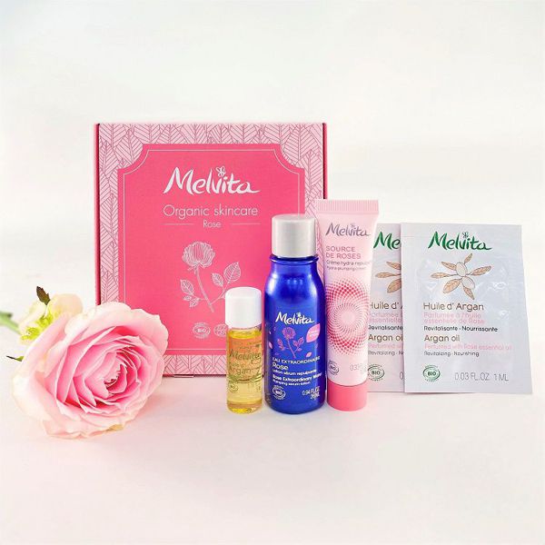 Melvita(メルヴィータ)『ローズ スキンケア トライアル』の使用感をレポに関する画像1