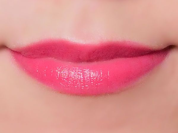 ラズベリーカラーのうるうるリップならこちら。に関する画像15