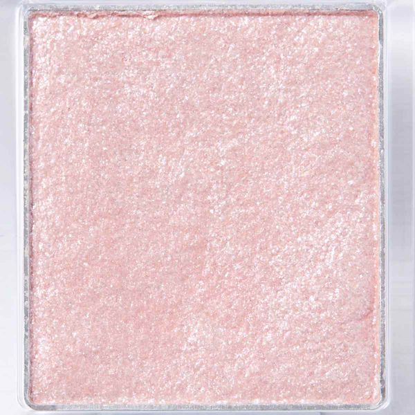 桜のような優しい色味のRIMMEL(リンメル)『プリズム パウダーアイカラー 002 可愛くて優しい輝きのピュアピンク』をご紹介に関する画像8
