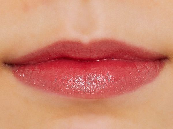 CEZANNE(セザンヌ)『ラスティング リップカラーN 302』の使用感をレポに関する画像7