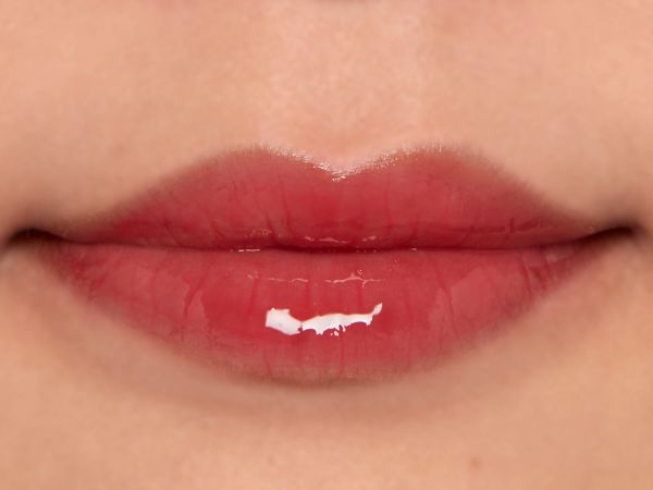 ケアしながらジュワッと染まる美容オイルリップを全色レビューに関する画像20