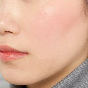 レブロン パーフェクトリー ナチュラル ブラッシュ 358 フレッシュ ピンク 5g の画像 1